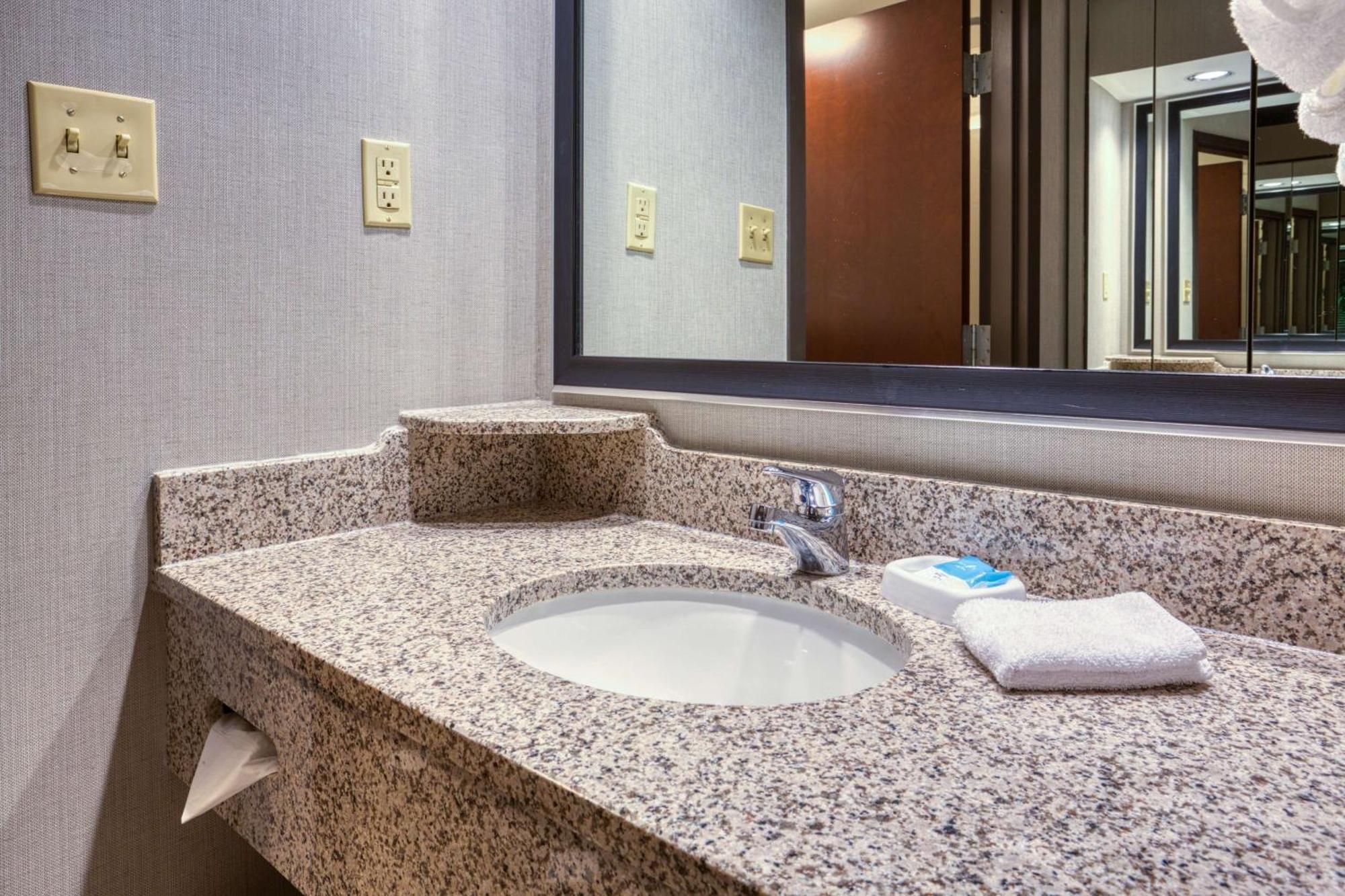 Hotel Drury & St. Louis - 3*