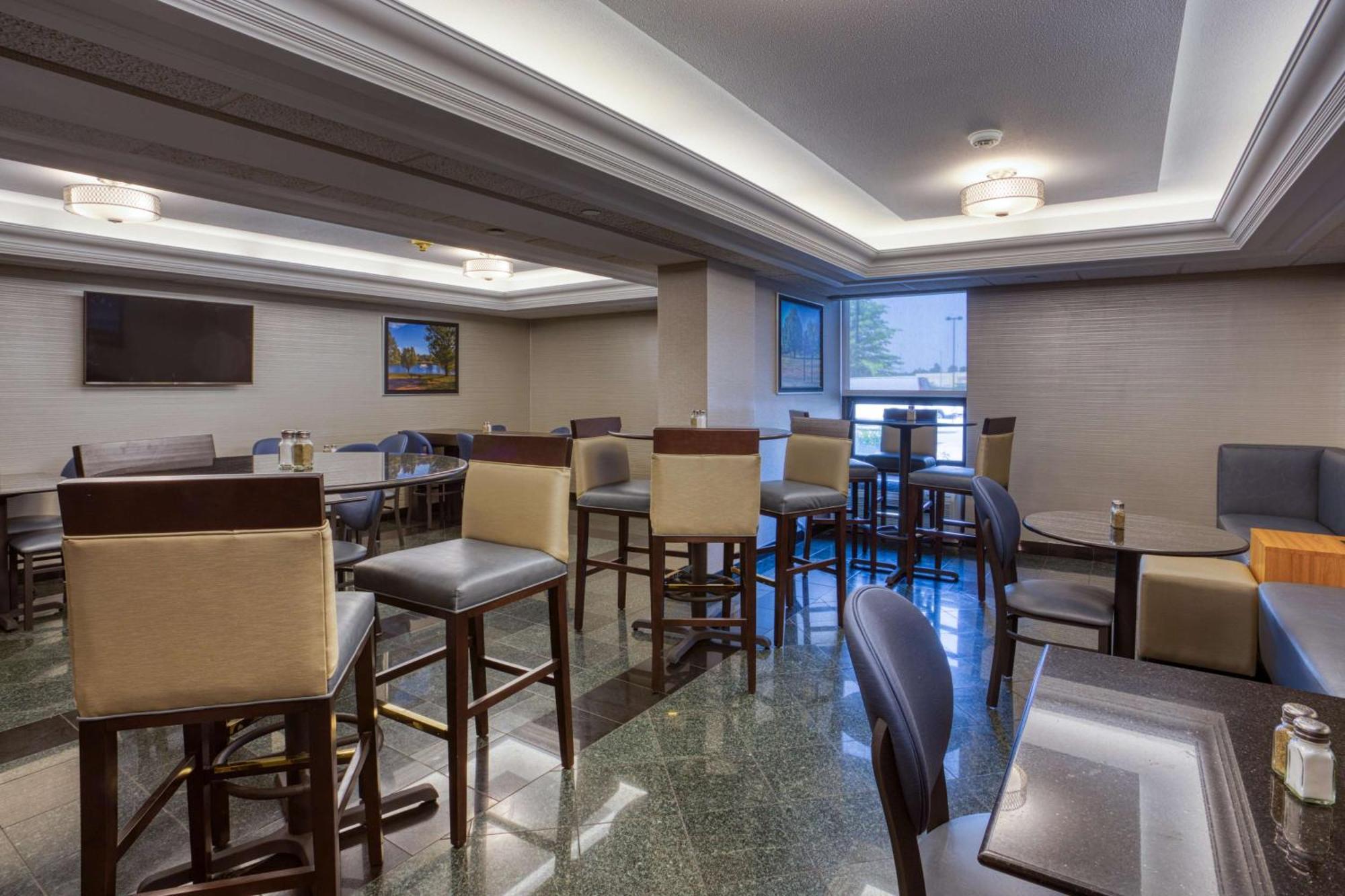 Hotel Drury & St. Louis - Fairview Heights